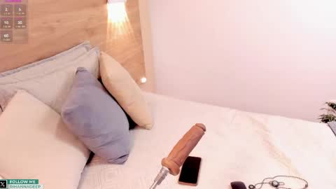Snapshot of rihannadeep chatting on May 2026 10:01:01 AM Sara online show from May 2026 10:01:01 AM