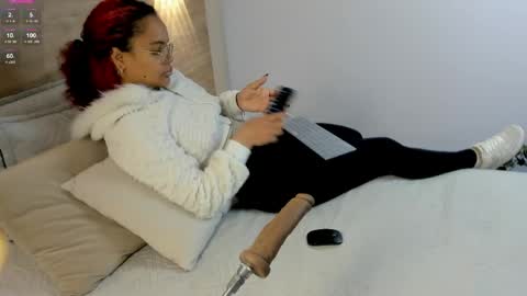 Snapshot of rihannadeep chatting on May 2026 09:59:01 AM Sara online show from May 2026 09:59:01 AM