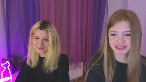 Rina online show from November 2025 10:09:02 PM