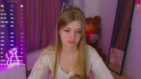 Rina online show from April 2026 08:53:01 PM