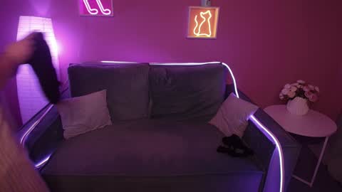 Rika online show from January 2025 10:01:01 AM