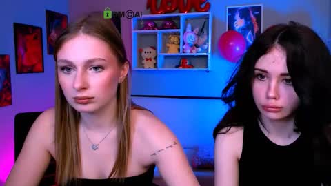 Snapshot of riley_sanders chatting on February 2026 08:17:02 PM Meow online show from February 2026 08:17:02 PM