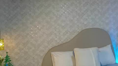 Snapshot of rileyallen01 chatting on December 2025 07:22:01 PM Rilley Allen online show from December 2025 07:22:01 PM