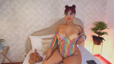 Snapshot of rileyallen01 chatting on June 2026 03:37:02 PM Rilley Allen online show from June 2026 03:37:02 PM