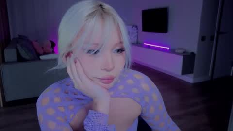 rileymee online show from November 2025 04:23:02 AM