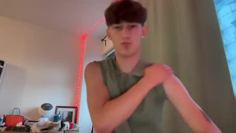Snapshot of rileythetwink chatting on July 2026 12:35:02 AM tylerthetwink online show from July 2026 12:35:02 AM