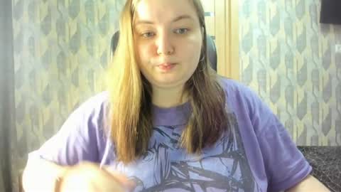 rina16 online show from April 2026 02:40:01 PM