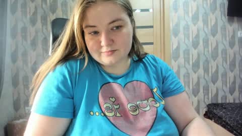 rina16 online show from April 2026 04:40:02 PM