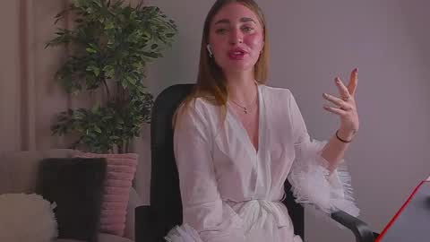 Rina online show from May 2026 10:55:01 PM