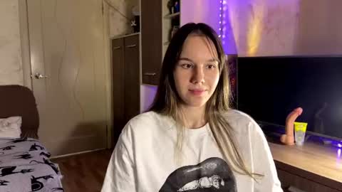 RinaRight online show from August 2026 11:17:02 PM