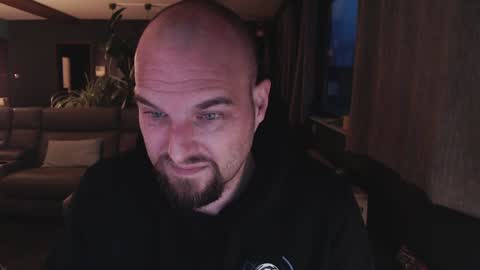 Snapshot of ripp3r chatting on December 2024 04:03:01 PM Jack online show from December 2024 04:03:01 PM