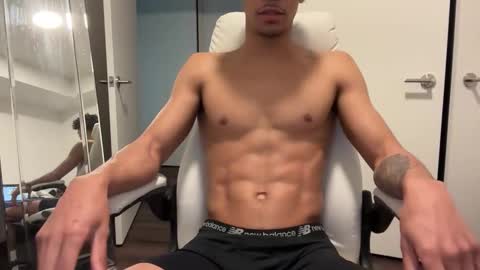 Snapshot of rippedguy4l chatting on May 2026 08:06:01 PM rippedguy4l online show from May 2026 08:06:01 PM