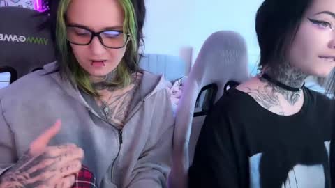   DianaBrite            fansl y online show from April 2026 11:57:01 AM