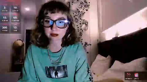 Snapshot of riri_rich chatting on January 2025 12:18:01 PM Rita online show from January 2025 12:18:01 PM