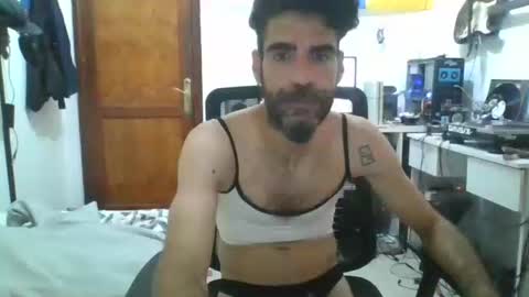 rise4333 online show from November 2025 06:12:01 PM