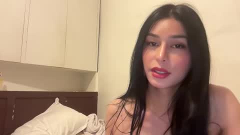 Snapshot of risingqueen chatting on March 2026 03:12:02 AM risingqueen online show from March 2026 03:12:02 AM
