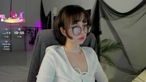 Snapshot of risosweet chatting on May 2026 08:25:01 PM Alice online show from May 2026 08:25:01 PM