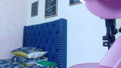 Snapshot of rizantella chatting on February 2026 02:30:02 AM rizantella online show from February 2026 02:30:02 AM