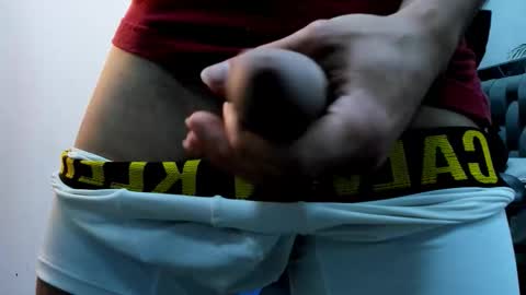 Roan Birkin online show from December 2025 07:43:02 PM