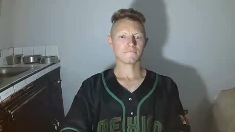 RoastingCorn online show from September 2025 01:51:02 AM