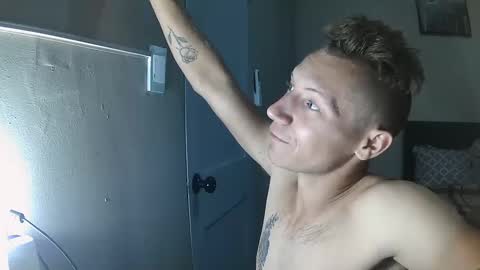 RoastingCorn online show from October 2025 02:31:01 AM