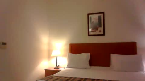 rob18997 online show from November 2025 09:40:01 PM