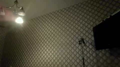 rob18997 online show from December 2025 12:27:01 AM