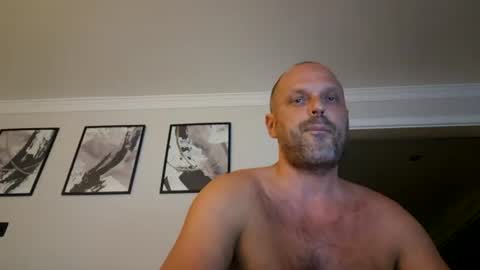 Snapshot of rob253959 chatting on August 2026 11:18:01 PM rob253959 online show from August 2026 11:18:01 PM