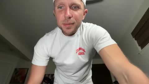 Snapshot of rob_ryder chatting on May 2026 02:19:01 AM rob ryder online show from May 2026 02:19:01 AM