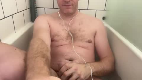 Snapshot of robbiesmith1986891 chatting on December 2024 03:36:02 AM Rob online show from December 2024 03:36:02 AM