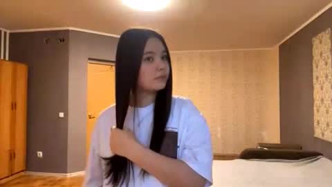 Snapshot of robbimckoy chatting on February 2026 01:05:02 PM Aya online show from February 2026 01:05:02 PM