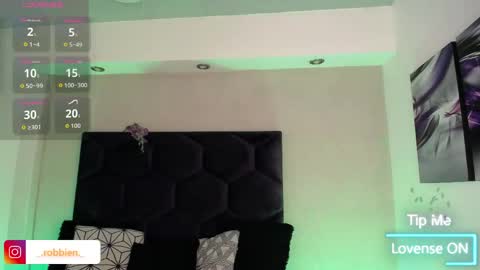 Robbin online show from April 2026 06:19:01 AM