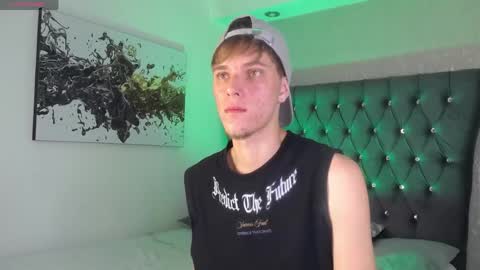 Robbin online show from April 2026 04:46:02 AM