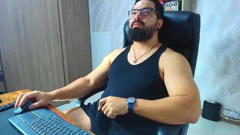 Robby online show from November 2025 12:24:02 AM