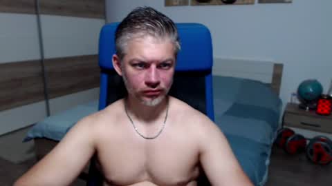 Snapshot of robbyshawz chatting on June 2026 04:10:02 AM robbyshawz online show from June 2026 04:10:02 AM