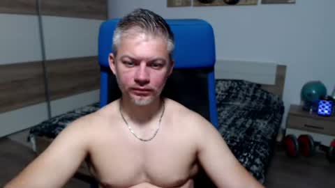 Snapshot of robbyshawz chatting on June 2026 04:10:01 AM robbyshawz online show from June 2026 04:10:01 AM