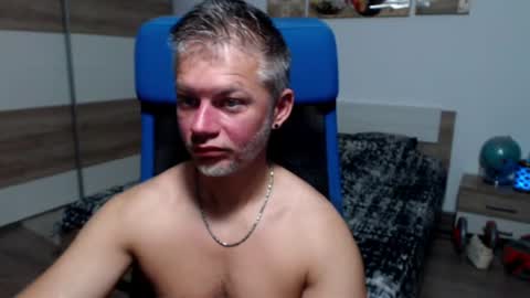 Snapshot of robbyshawz chatting on July 2026 04:49:02 AM robbyshawz online show from July 2026 04:49:02 AM