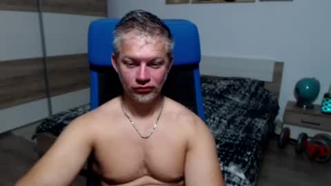 Snapshot of robbyshawz chatting on July 2026 05:31:02 AM robbyshawz online show from July 2026 05:31:02 AM