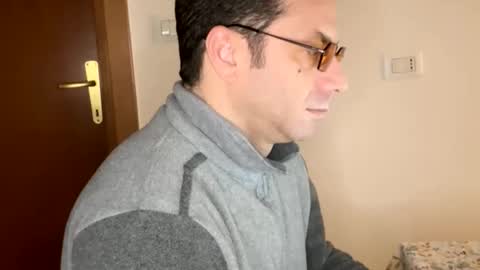 roberpierre_ho online show from February 2026 05:40:02 AM