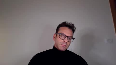 roberpierre_ho online show from March 2026 11:28:02 PM
