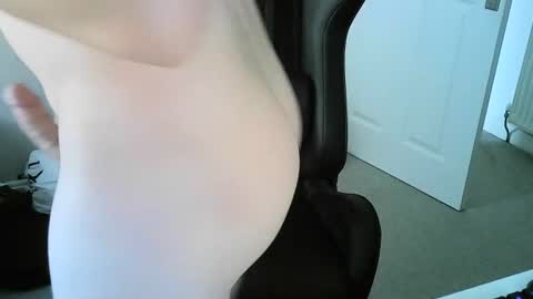 Snapshot of robert1091 chatting on June 2026 07:55:01 AM Rob online show from June 2026 07:55:01 AM