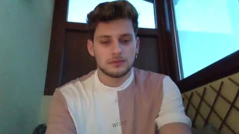 Roberto online show from January 2025 05:40:02 AM