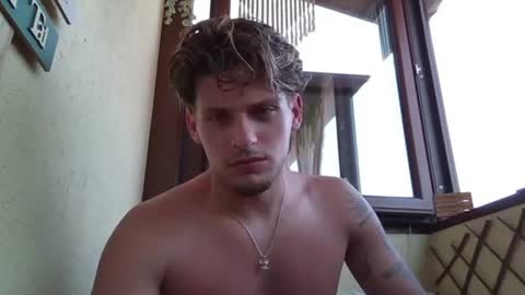 Roberto online show from June 2026 08:15:01 AM