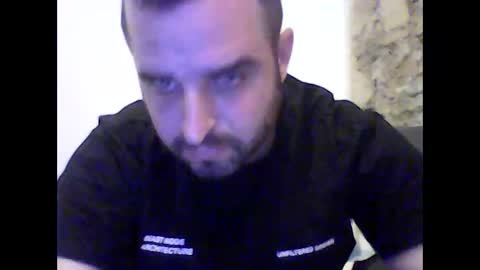 Snapshot of robertoredo chatting on January 2025 10:08:02 PM Roberto online show from January 2025 10:08:02 PM