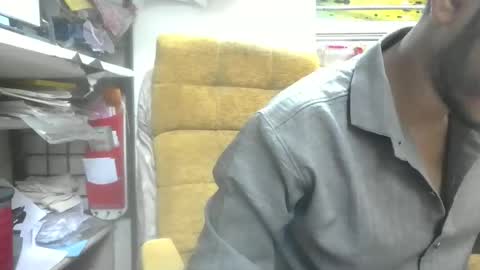 Robertsalia online show from February 2026 12:45:02 PM