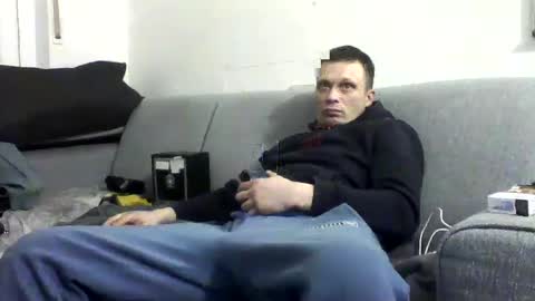 Snapshot of robertxxxpo chatting on February 2025 07:15:01 AM Zenek online show from February 2025 07:15:01 AM