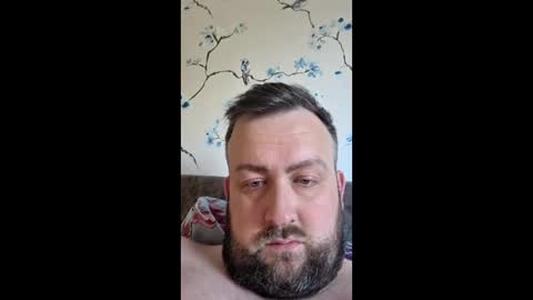 Snapshot of robgilly365387 chatting on May 2026 04:48:01 PM Uk man 87 online show from May 2026 04:48:01 PM