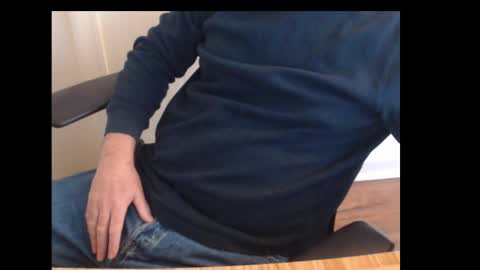 Snapshot of robidan6923 chatting on January 2025 03:57:02 PM robidan6923 online show from January 2025 03:57:02 PM