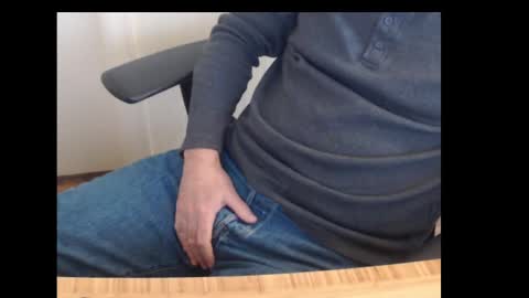 Snapshot of robidan6923 chatting on January 2025 05:28:02 PM robidan6923 online show from January 2025 05:28:02 PM