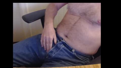 Snapshot of robidan6923 chatting on March 2025 10:41:02 PM robidan6923 online show from March 2025 10:41:02 PM